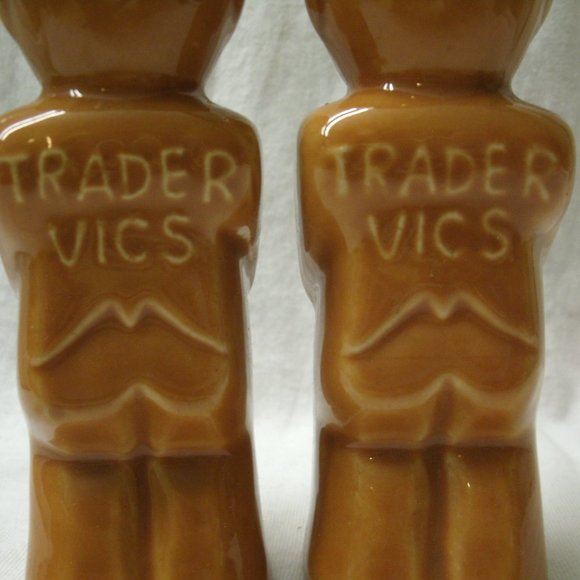 Trader Vics Tiki Figures Salt & Pepper Shakers - Picture 6 of 16